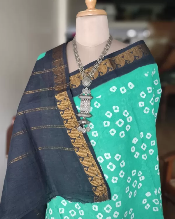 Classic Madurai Sungudi - Pale Teal Green