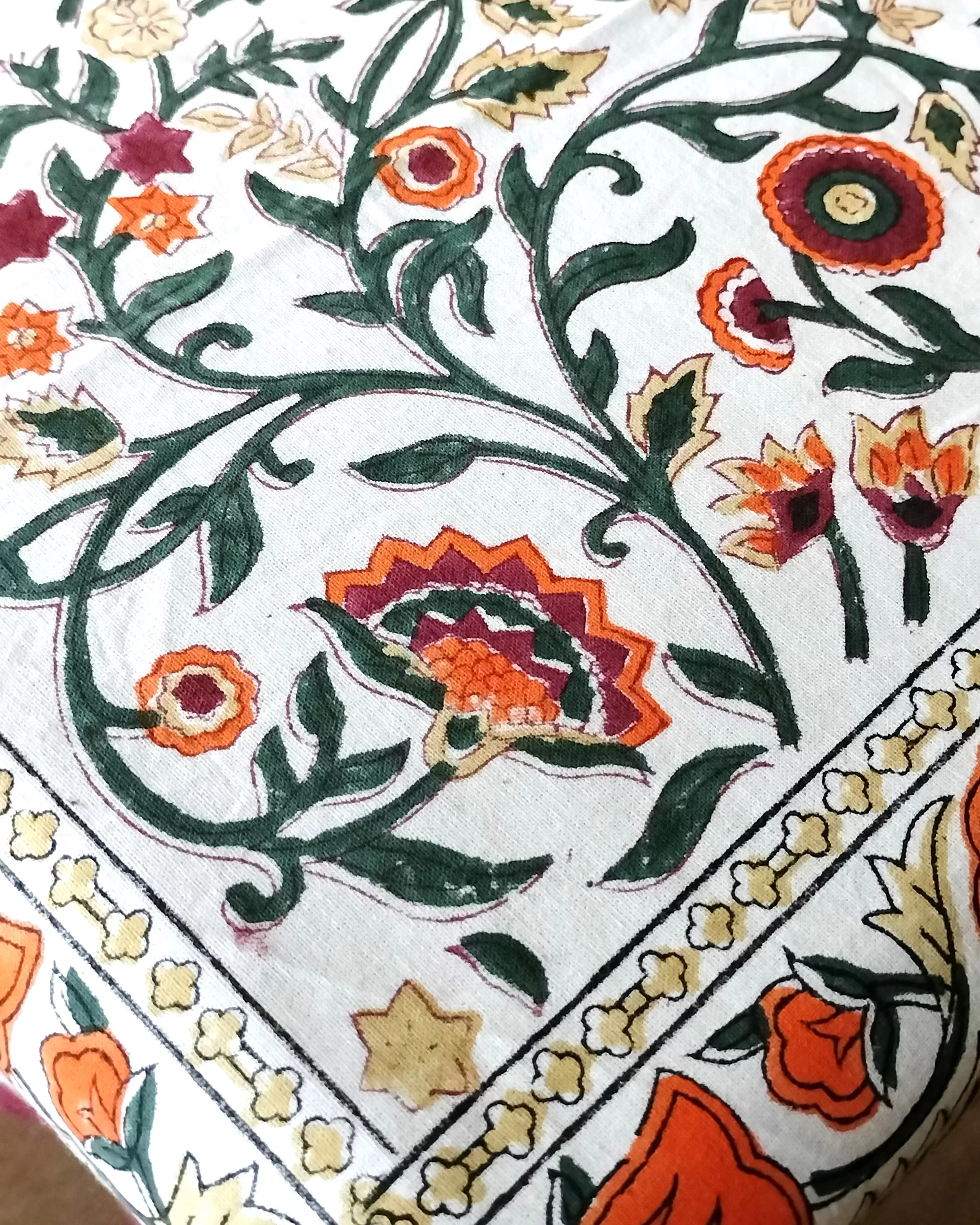 Handblock Table Cloth from Bagru in Rajasthan - Image 3