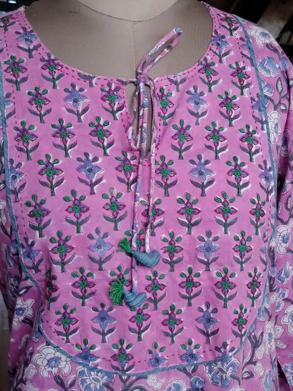 Blockprint dress with Embroidery on yoke – Size M - Image 3