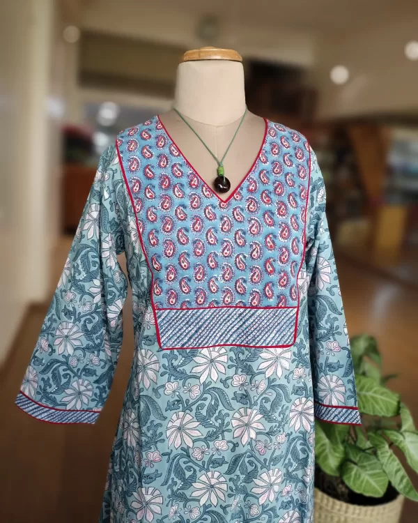 Blockprint dress with Embroidery on yoke – Size XL - Image 2