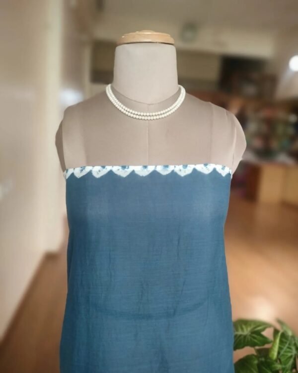 Hand Shibori on Mul Cotton Saree - Indigo - Image 5