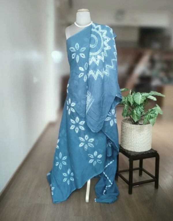 Hand Shibori on Mul Cotton Saree - Indigo - Image 3
