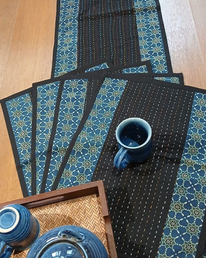 Ajrakh Table Runner and 4 Mats - (TMTR0005) - Image 2