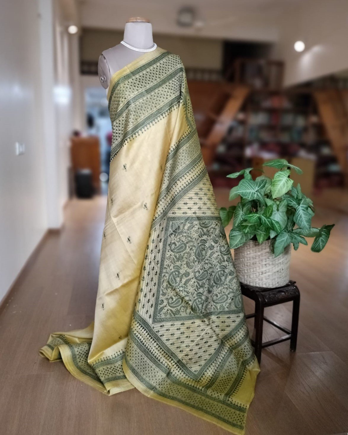 Santiniketan Kantha Saree in pure Bisnupuri Silk - Yellow and Black