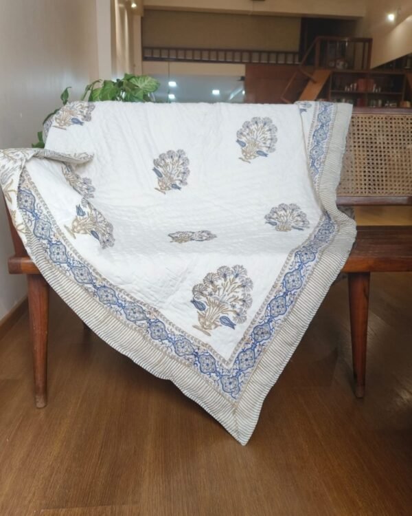 Handblock Print Reversible Single Razai - White