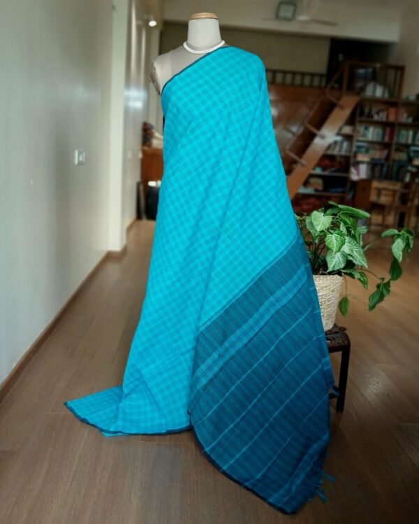 Kanchi kattam cotton handweave saree - Blue Checks
