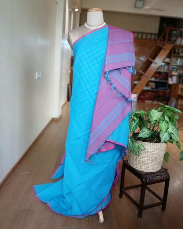 Kanchi kattam cotton handweave saree - Blue and Pink - Image 3