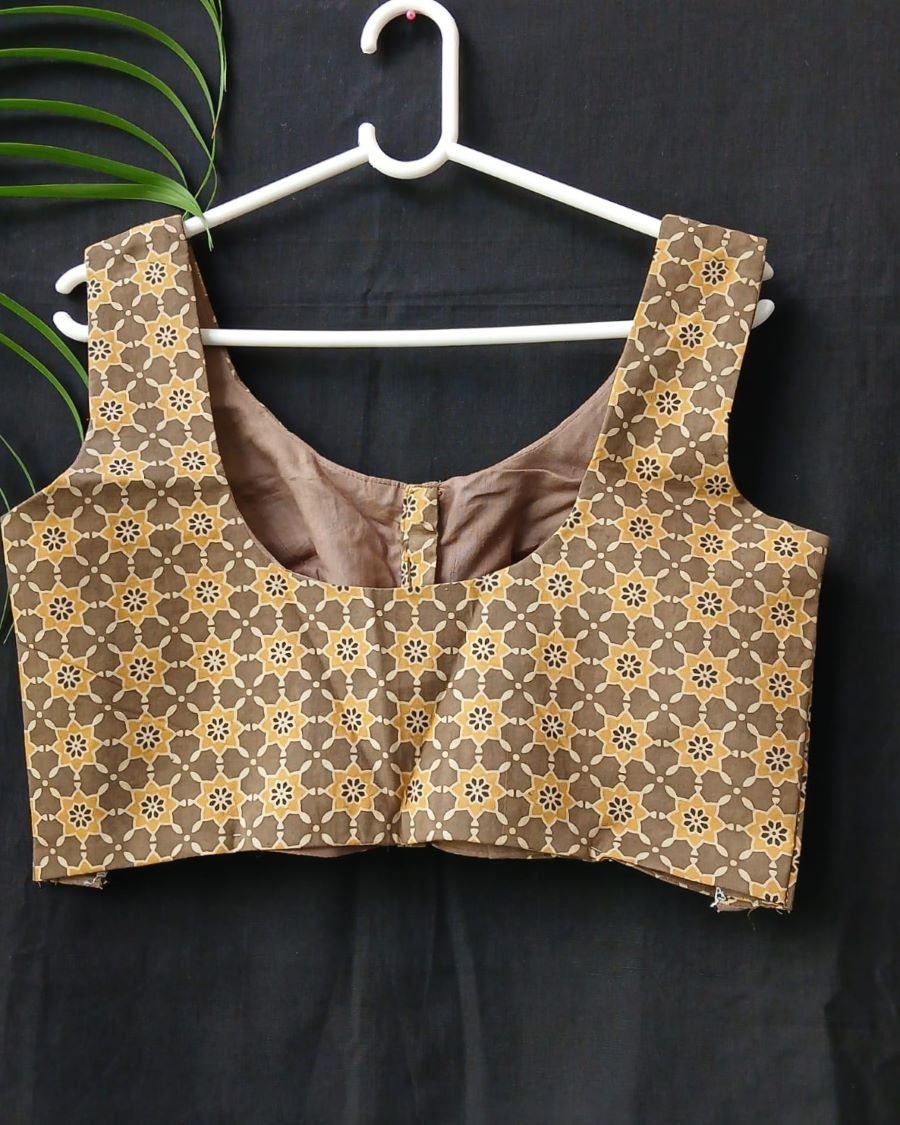 Ajrakh Ready-made Sleeveless Blouse - (ASRB0003) - Image 3