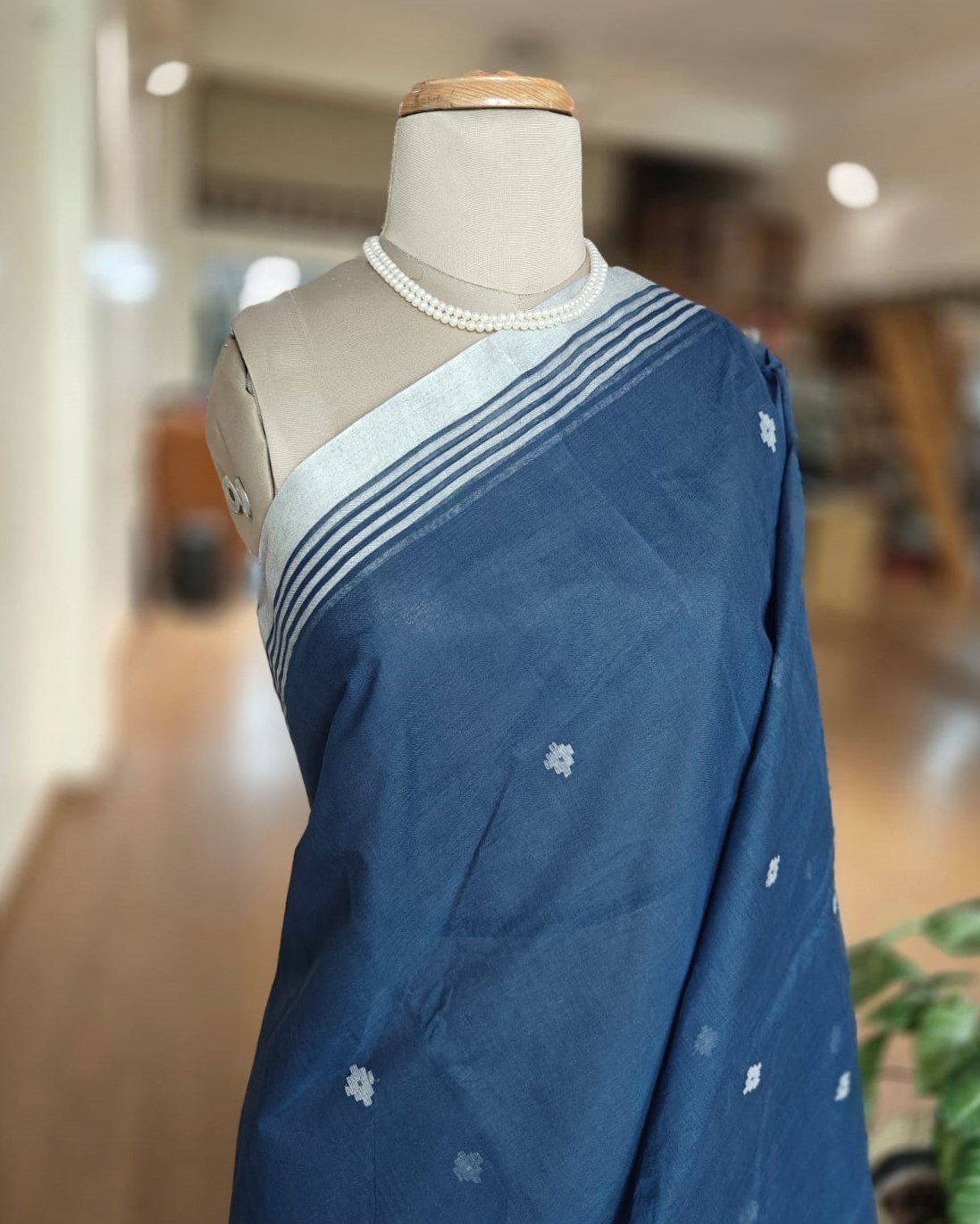 Hand Jamdani Crisp Cotton - Navy Blue - Image 4