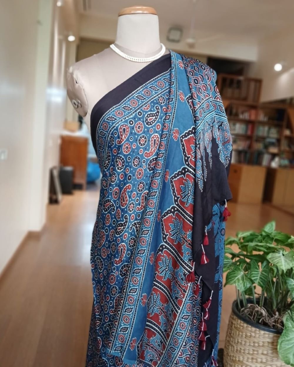 Ajrakh Modal Silk Saree from Ajrakhpur - (MODA0008) - Image 2