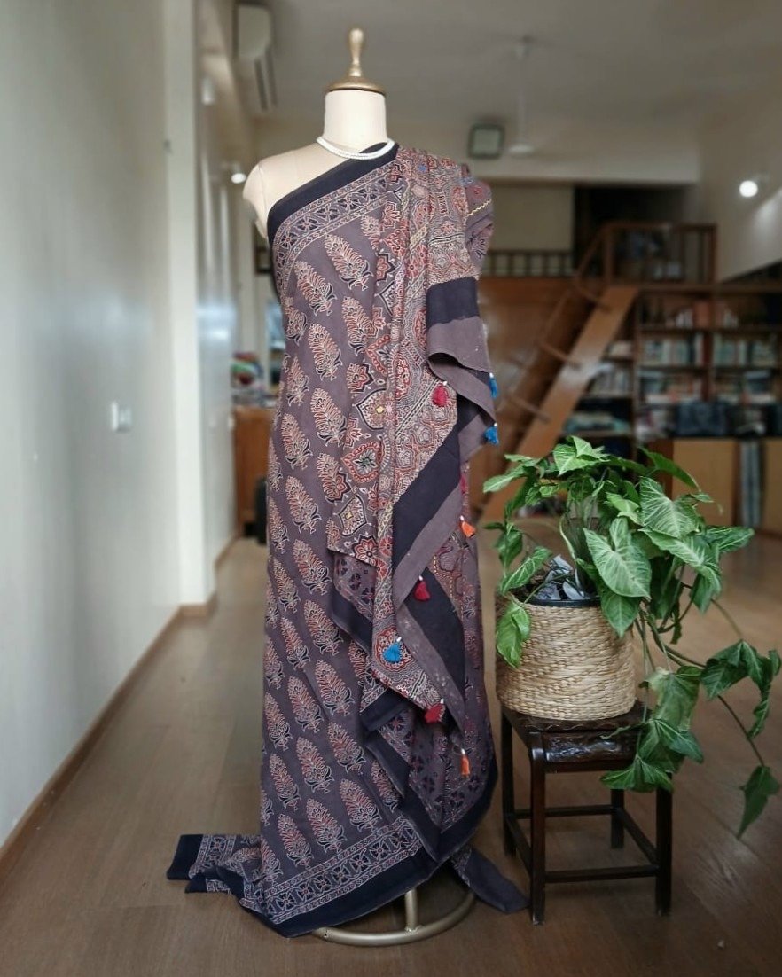 Ajrakh Mul Cotton With Embroidery – (AMCE1007)