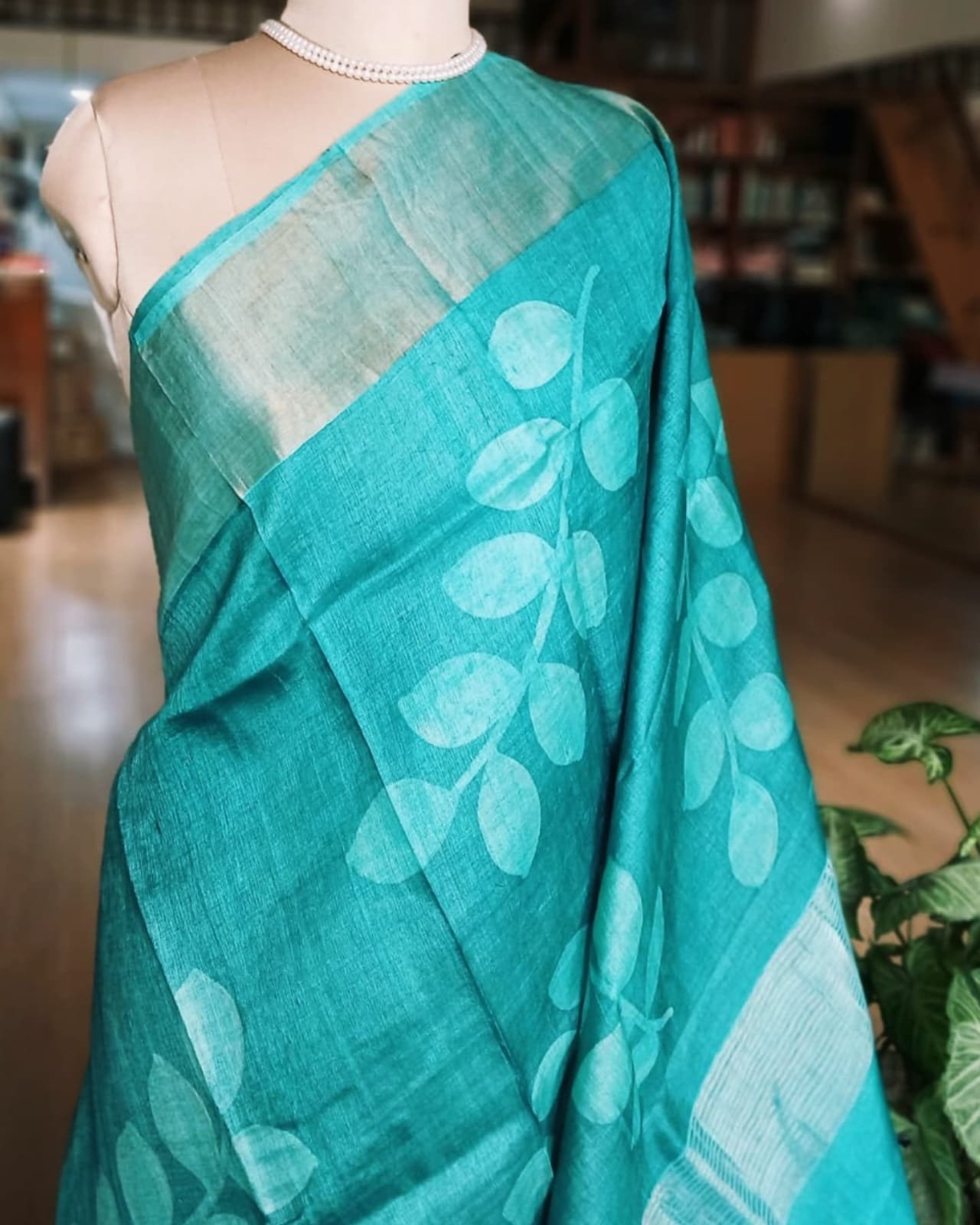 Handpainted Tussar Silk Saree - (TSHS0002) - Image 2