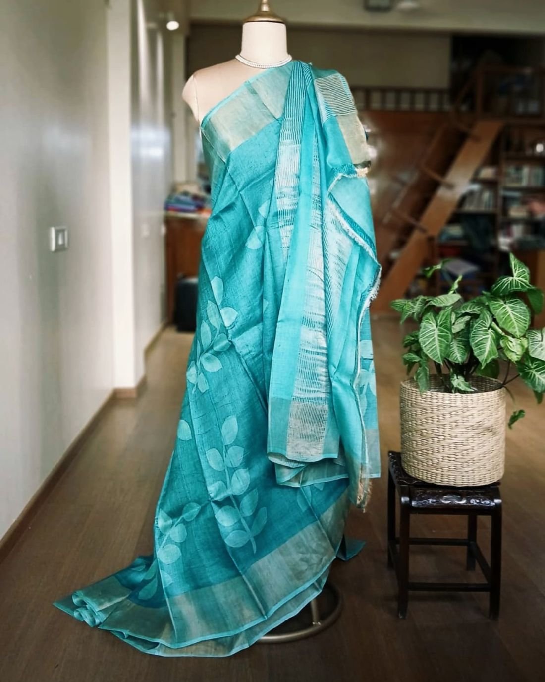 Handpainted Tussar Silk Saree - (TSHS0002) - Image 3