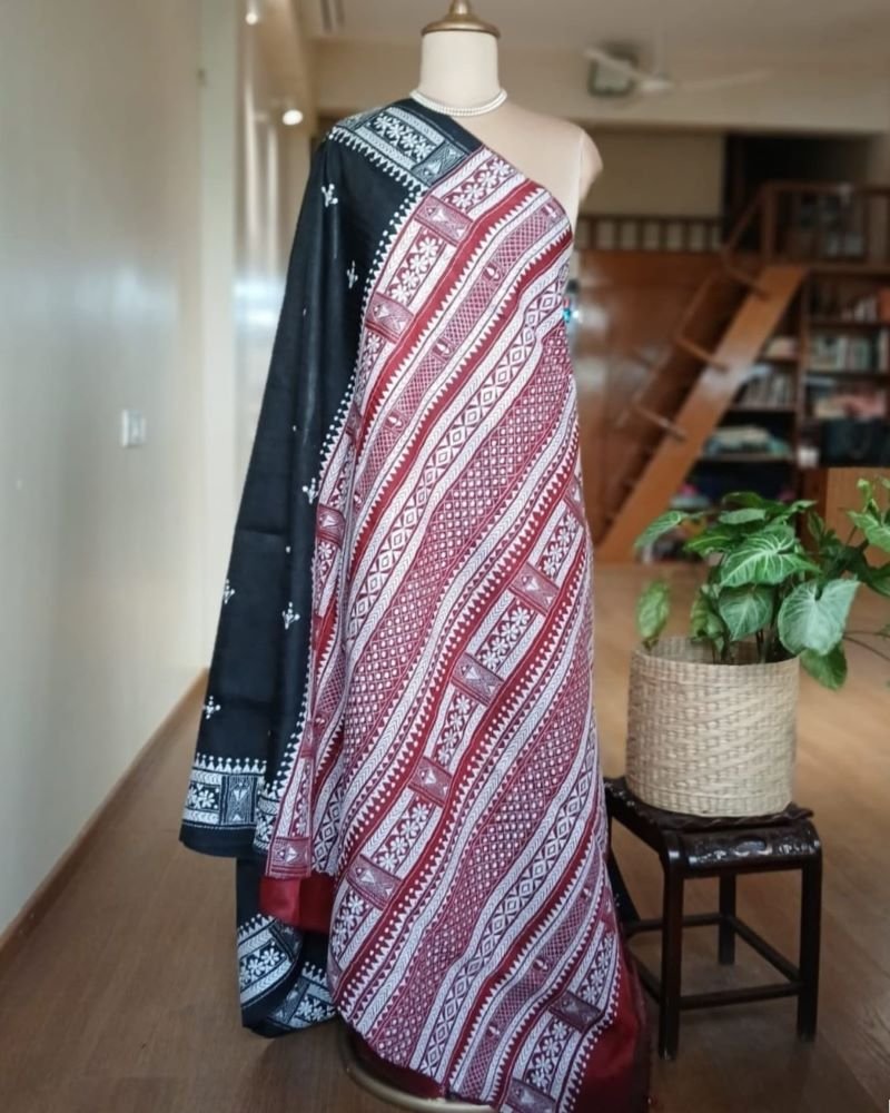 Santiniketan Kantha Saree in pure Bisnupuri Silk – (SNBK0004) - Image 5