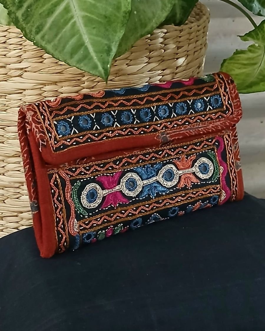 Sodha Embroidery Clutch Purse – (SECS0004)