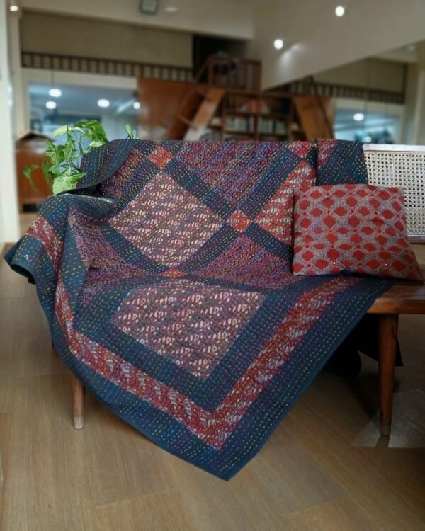 Patchwork Two-Layer Ajrakh Quilt (Godhri) Single –  (GODH1001)