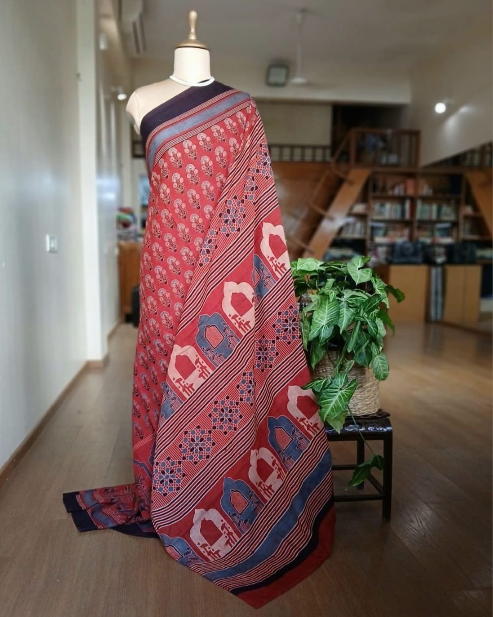 Ajrakh Mul Cotton Saree – (AMCS1005) - Image 4