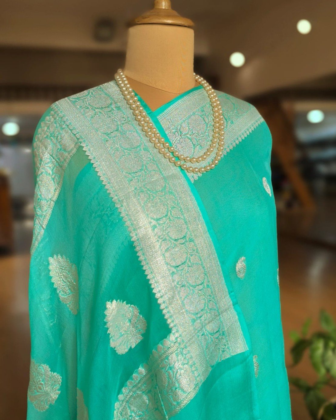 Georgette Pure Silk Handweave from Banaras - (GBHS1002) - Image 2