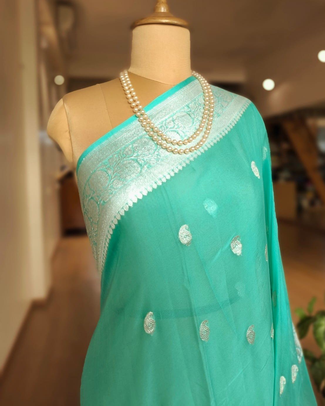 Georgette Pure Silk Handweave from Banaras - (GBHS1002) - Image 3