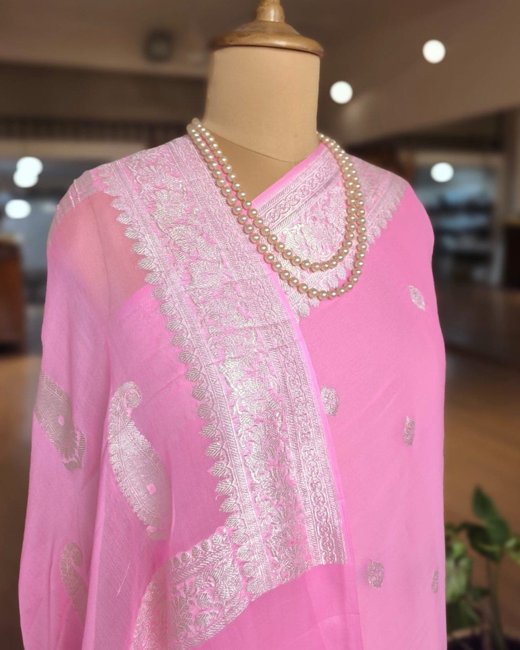 Georgette Pure Silk Handweave from Banaras - (GBHS1006) - Image 2
