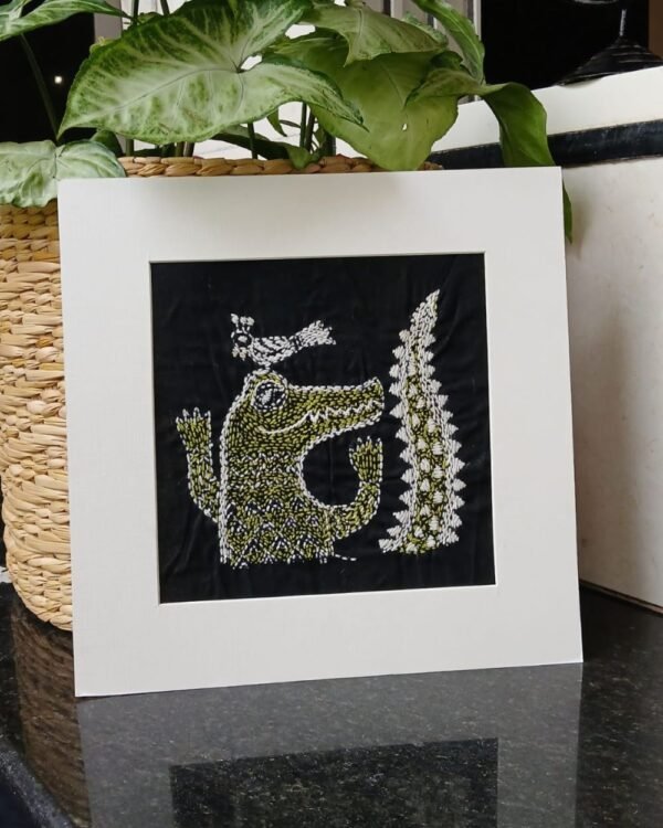 Kantha Embroidered Artwork Crocodile – (ARTW0007)