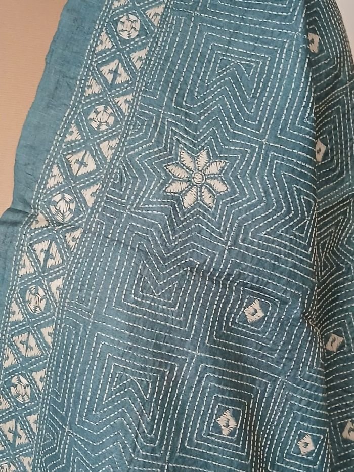 Hand Embroidered Tussar Kantha Silk Stole - (TKHS1010) - Image 2