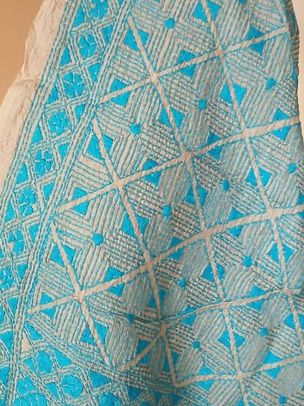 Hand Embroidered Tussar Kantha Silk Stole - (TKHS1008) - Image 2