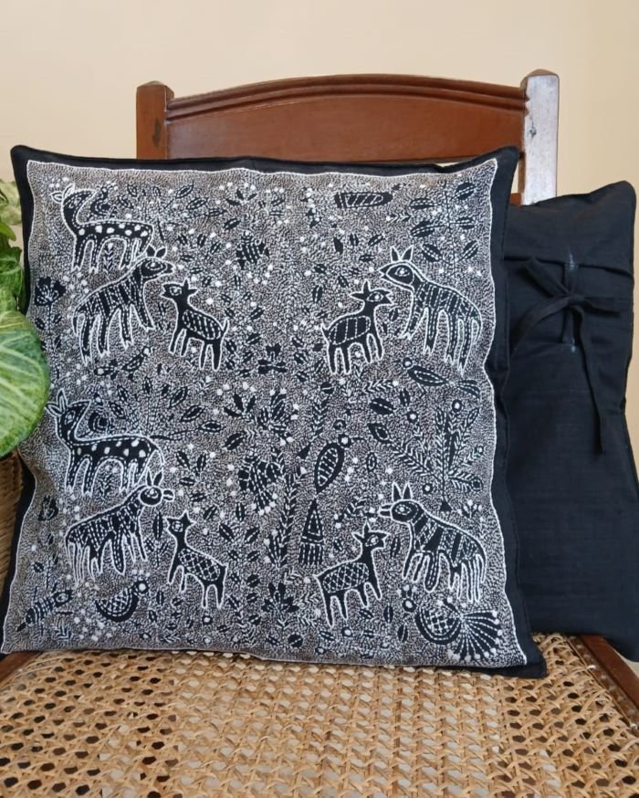 Set of 2 Mom and Baby Deer Reverse Kantha Cushion Covers – (RKCC0006)