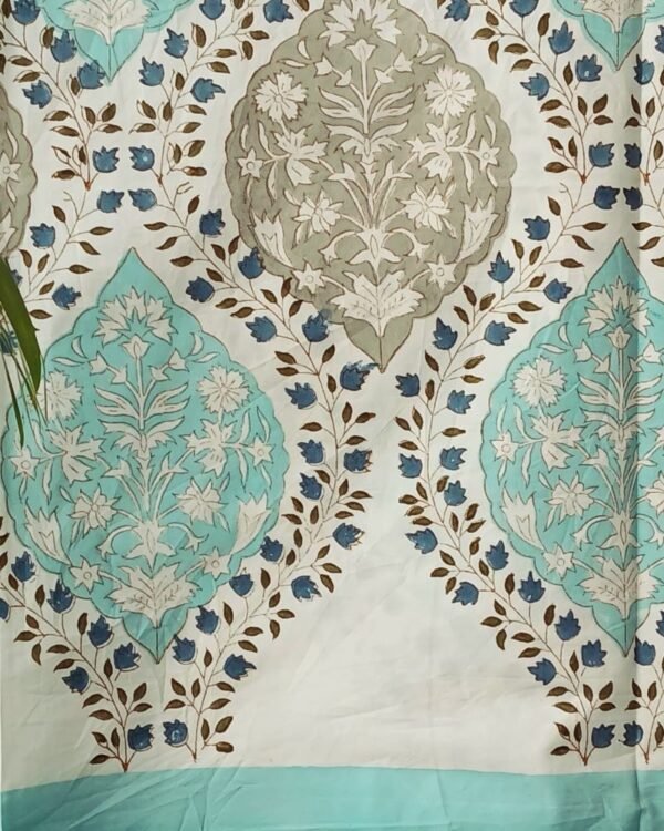 Blockprint Large King Double Bedsheet with matching pillowcases- (HDBS0003) - Image 2