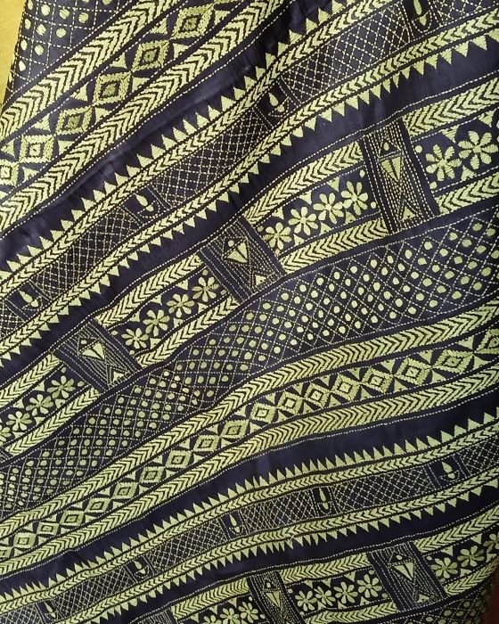 Santiniketan Kantha Saree in pure Bisnupuri Silk – (SNBK0018) - Image 6