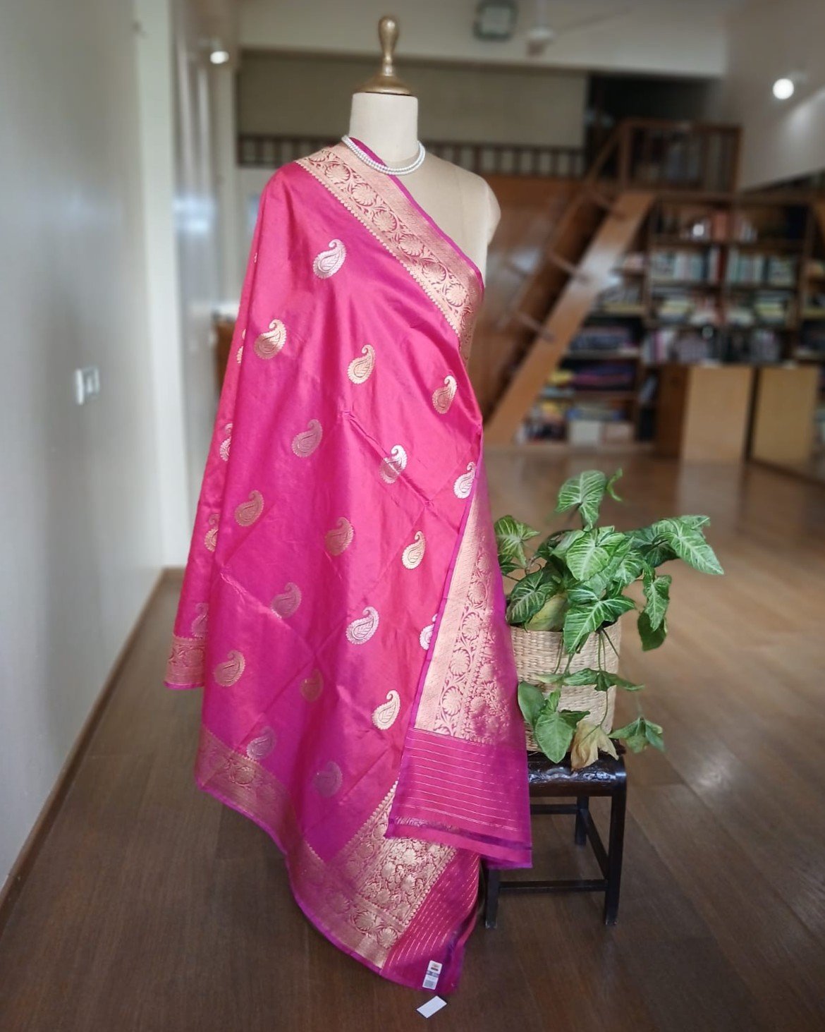 Banarasi Pure Katan Silk Dupatta β (DUPT0052) - Image 4