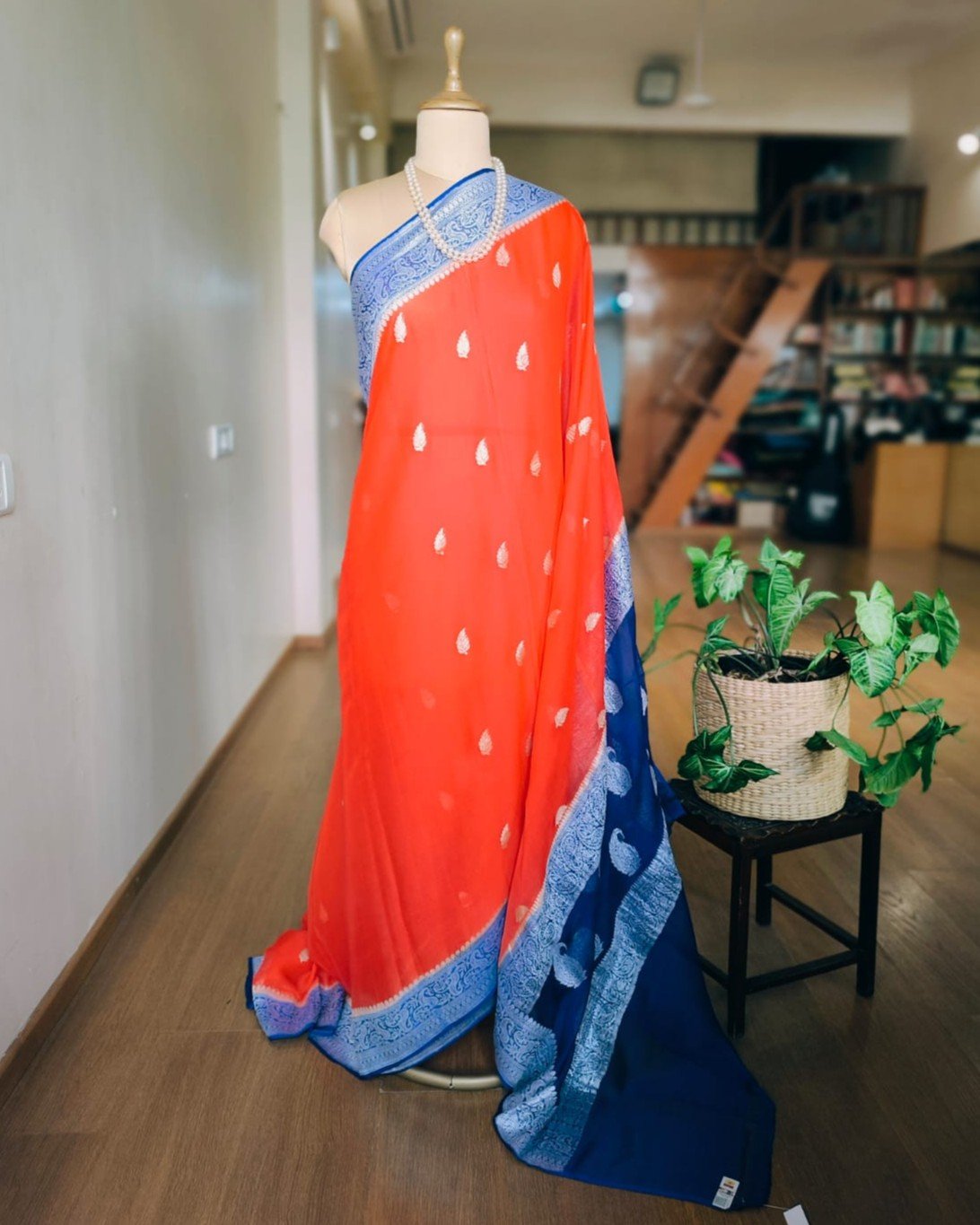 Georgette Pure Silk Handweave from Banaras – (GBHS1007)