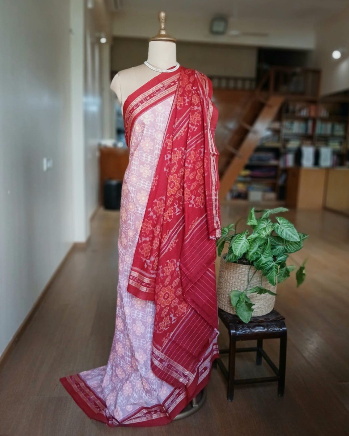 Nuapatna single Ikat Saree - (NSIS0008) - Image 5