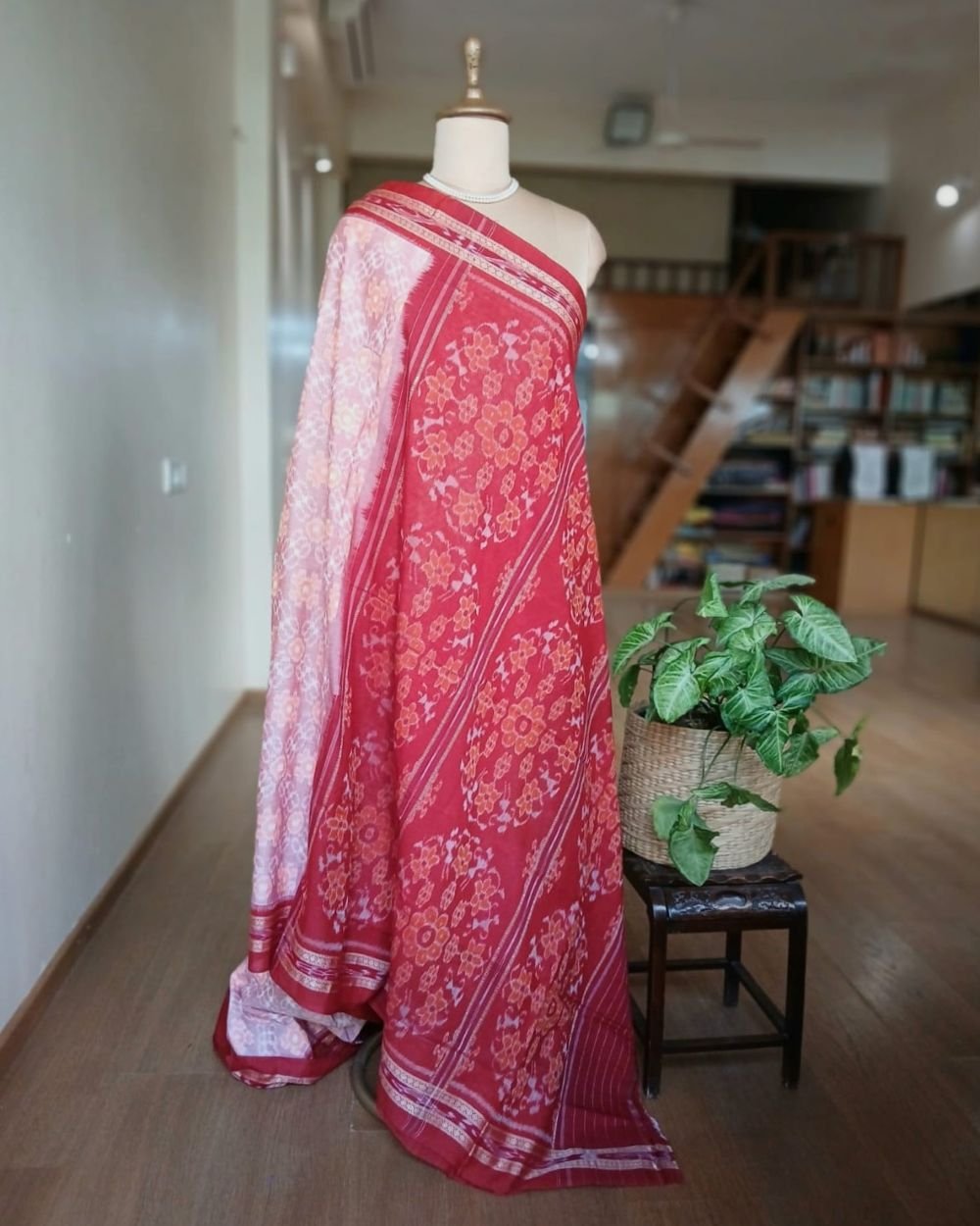 Nuapatna single Ikat Saree - (NSIS0008) - Image 7