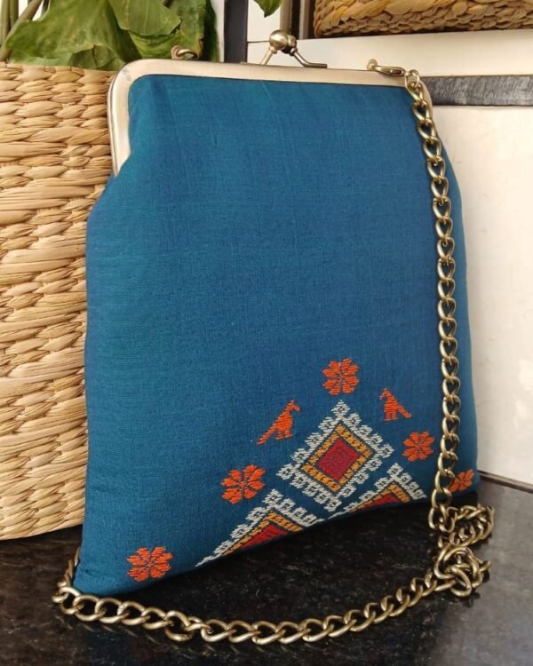 Kasuti Embroidered Purse (KSTP1007) - Image 2
