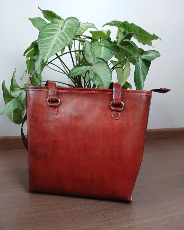 Dedhi Embroidered Shoulder Bag in Leather - (MKLB0001) - Image 4