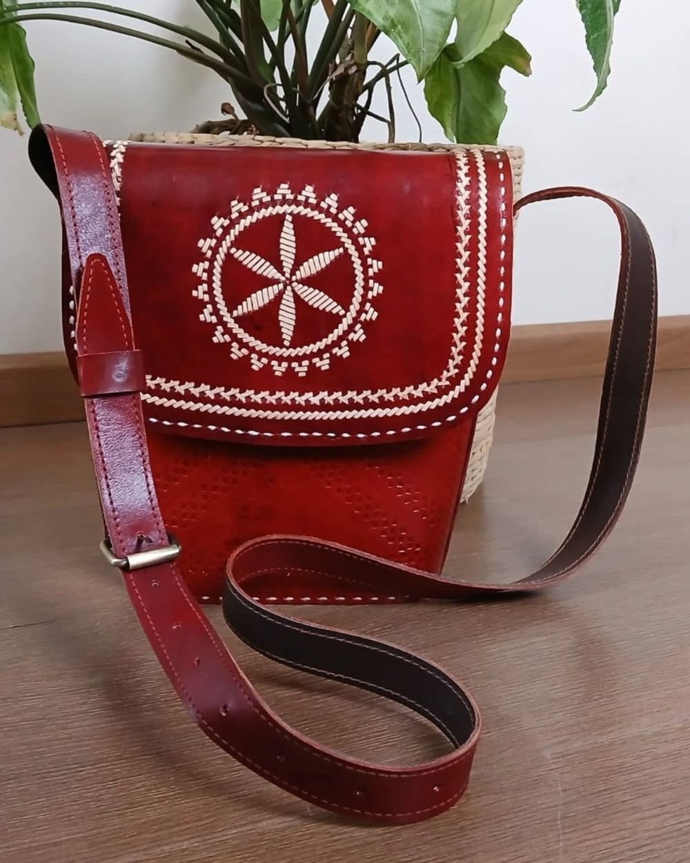 Dedhi Embroidered Balti Bag in Leather - (MKLB0002)