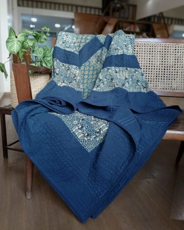 Patchwork Two-Layer Ajrakh Quilt (Godhri) – (APDG0008) - Image 3