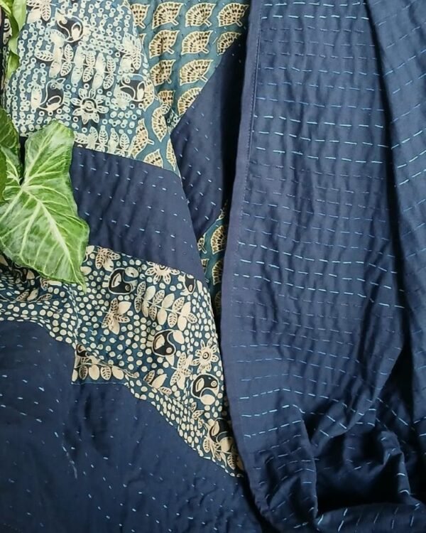 Patchwork Two-Layer Ajrakh Quilt (Godhri) – (APDG0008) - Image 4