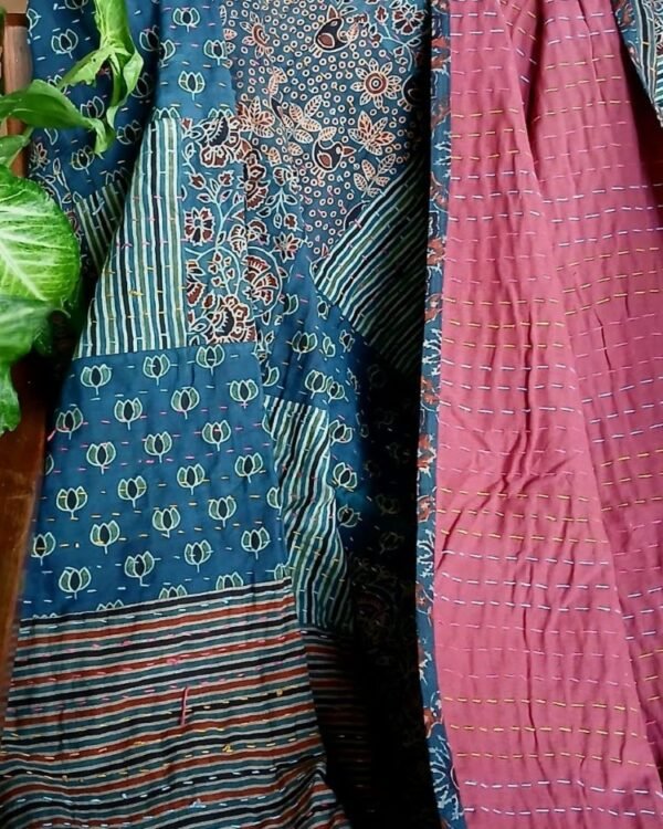 Patchwork Two-Layer Ajrakh Quilt (Godhri) – (APDG0010) - Image 4
