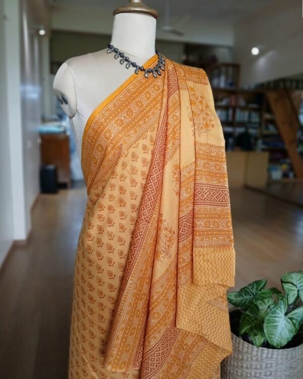 Banjara Blockprint in Mul Cotton from Ahmedabad - (BMCA0002) - Image 3