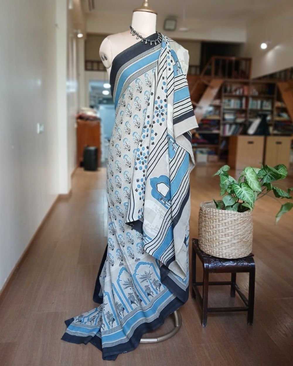 Ajrakh Mul Cotton Saree – (AMCS1032)