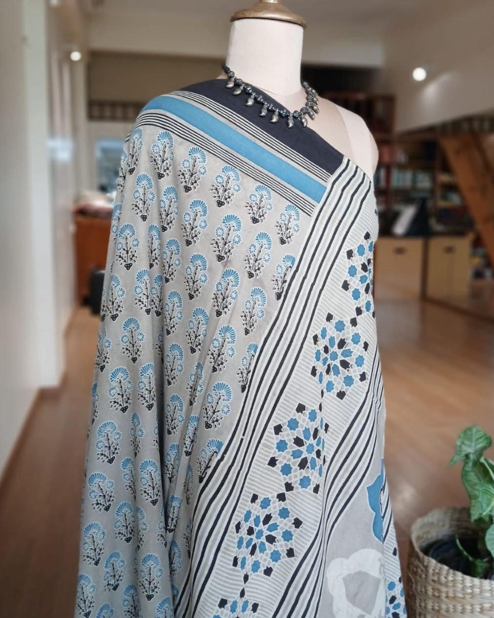 Ajrakh Mul Cotton Saree – (AMCS1032) - Image 7