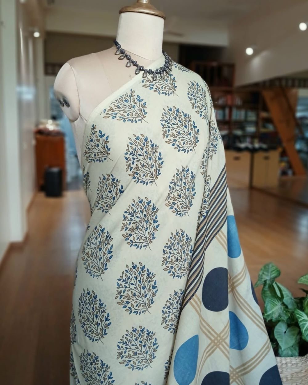 Ajrakh Mul Cotton Saree – (AMCS1022) - Image 5