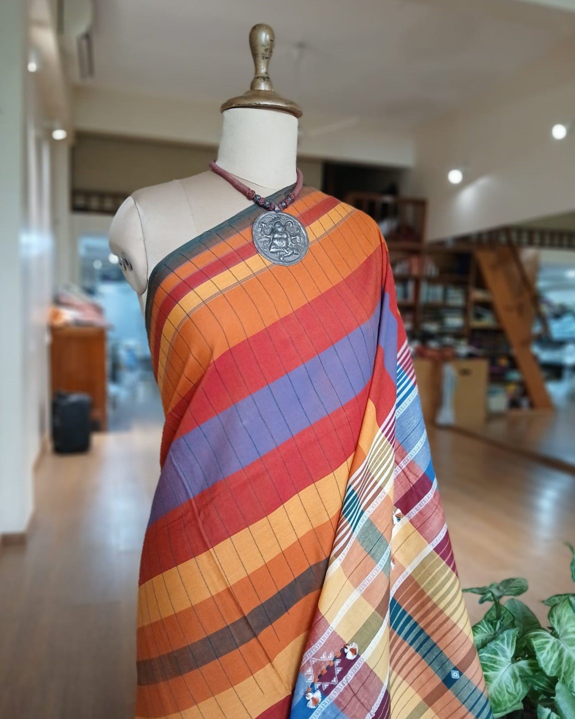 Bhujodi Saree handwoven in Kala Cotton – (BHUJ0055) - Image 5