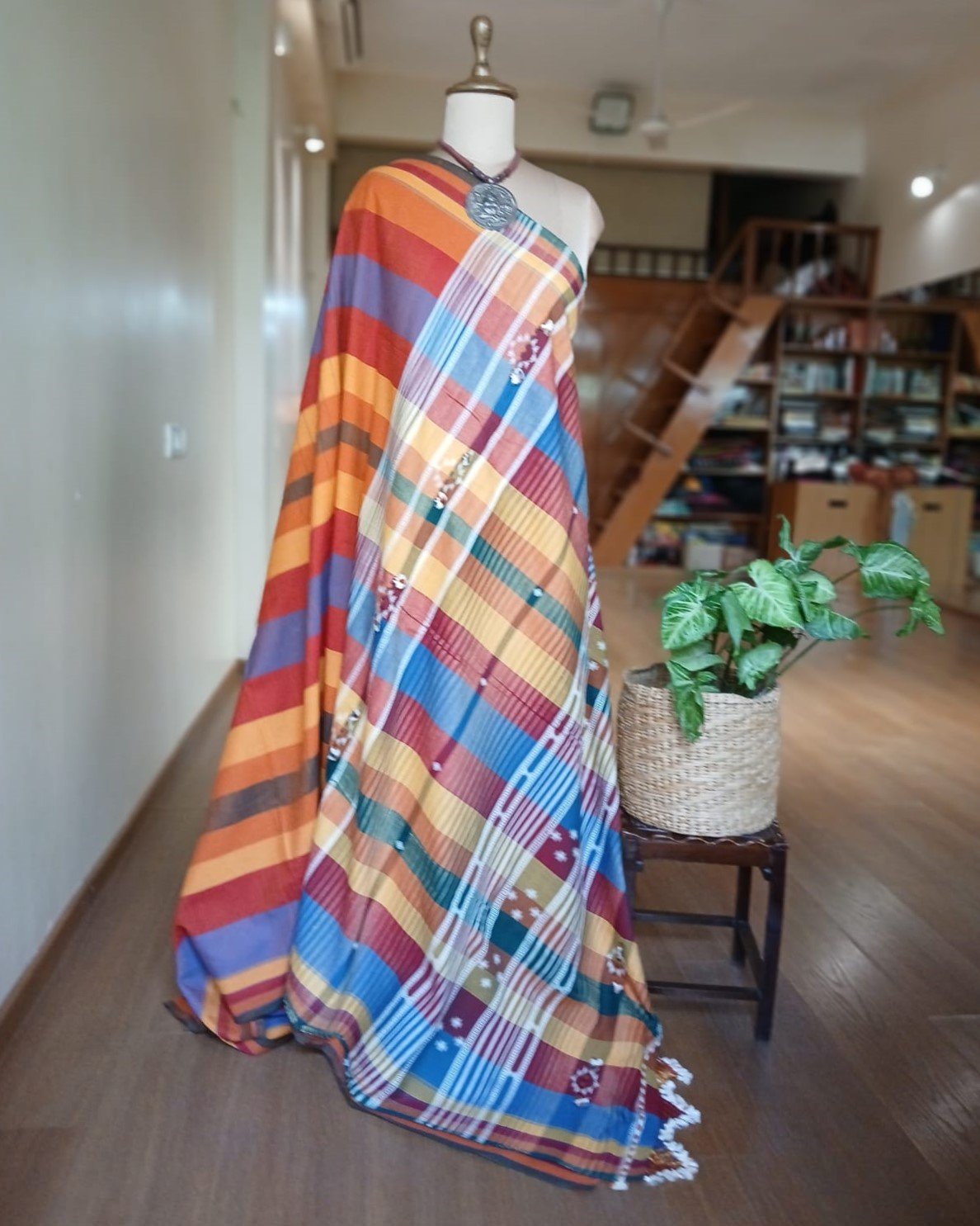 Bhujodi Saree handwoven in Kala Cotton – (BHUJ0055) - Image 6
