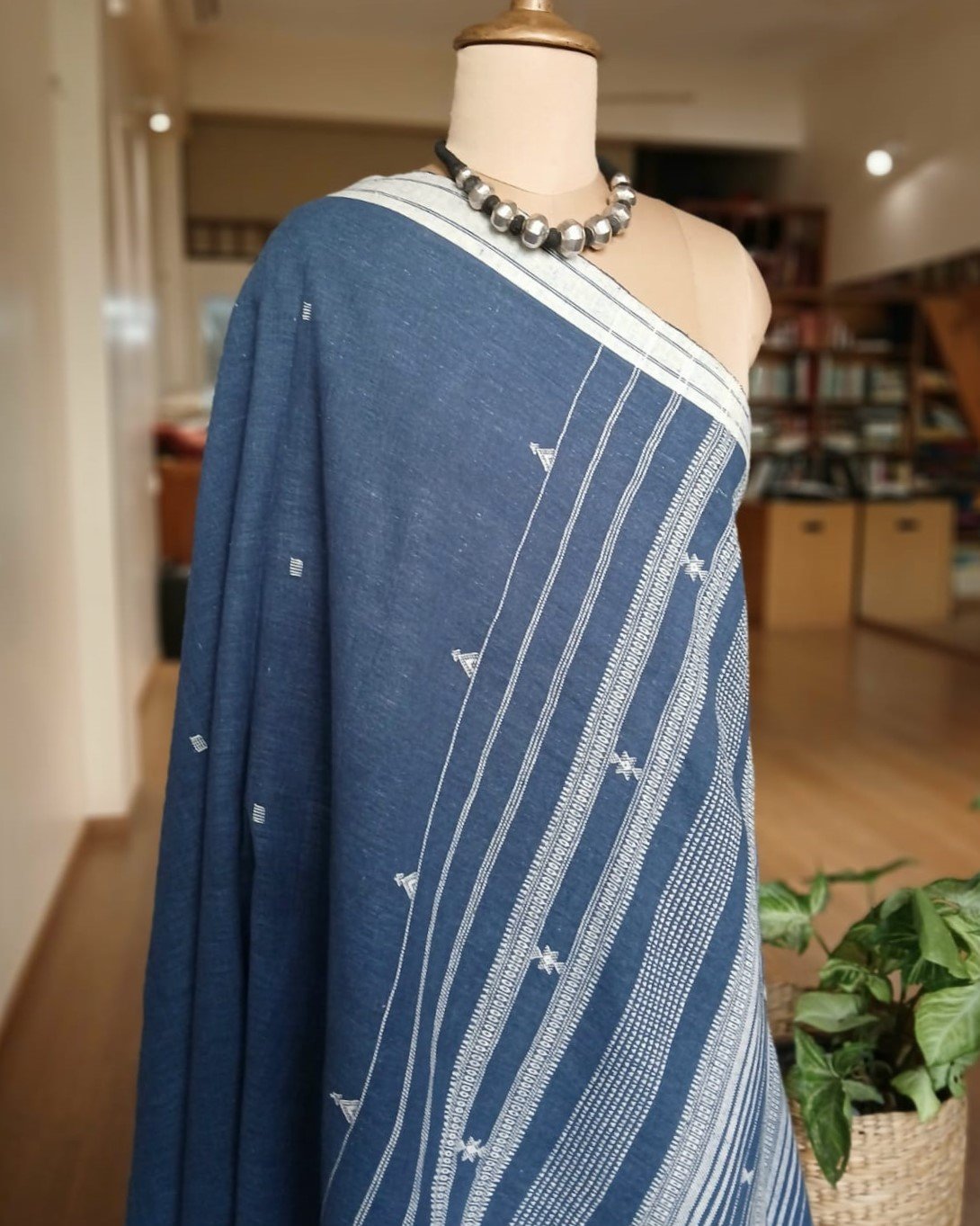 Bhujodi Saree handwoven in Kala Cotton – (BHUJ0044) - Image 6