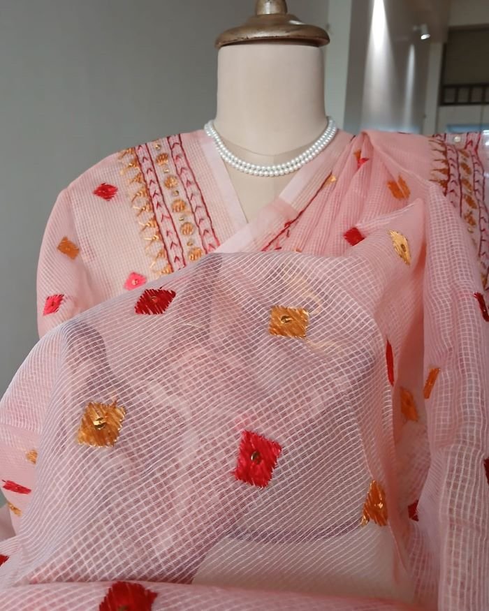 Phulkari Hand Embroidered Dupatta from Punjab – (PHED0008) - Image 6