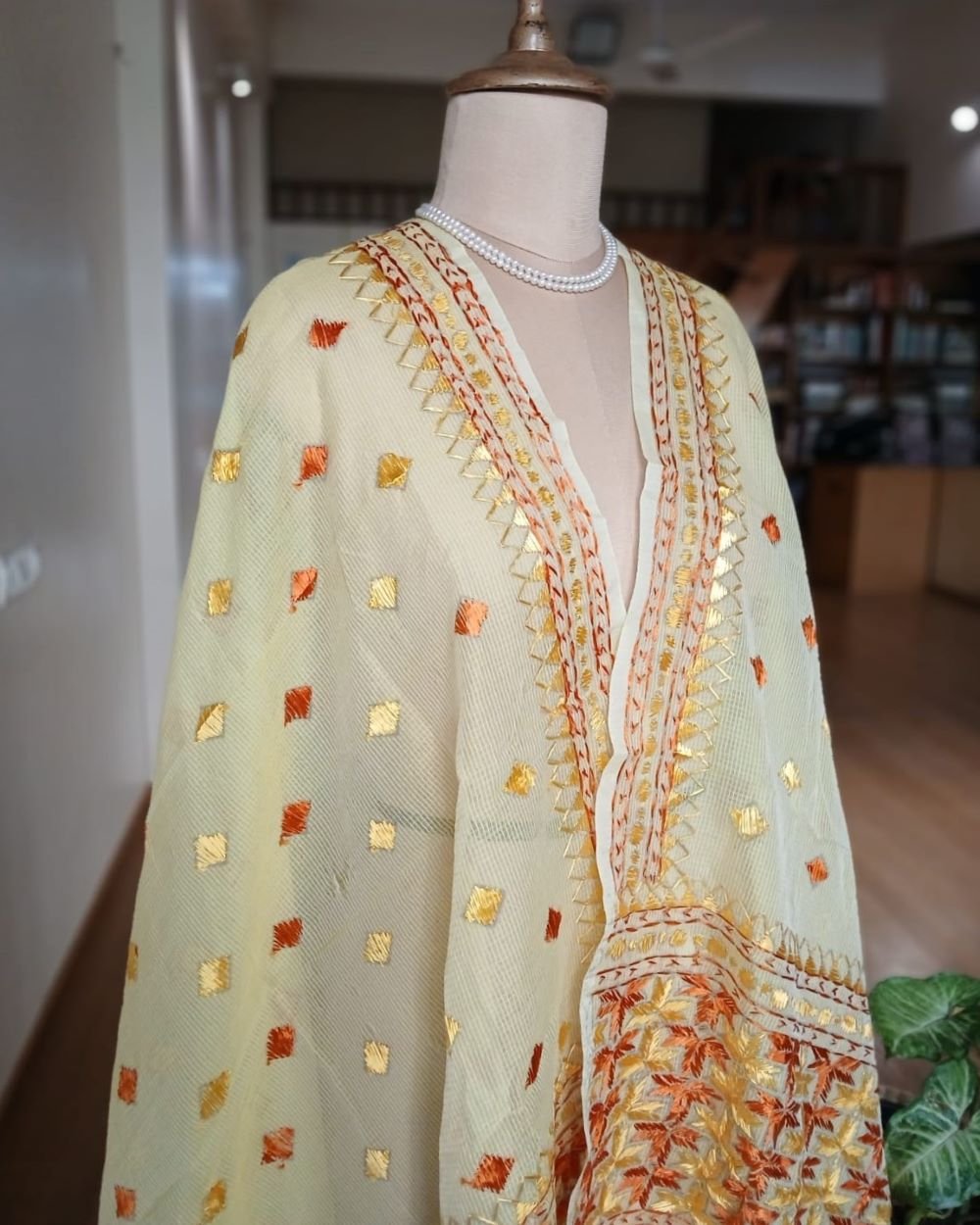 Phulkari Hand Embroidered Dupatta from Punjab – (PHED0009) - Image 4