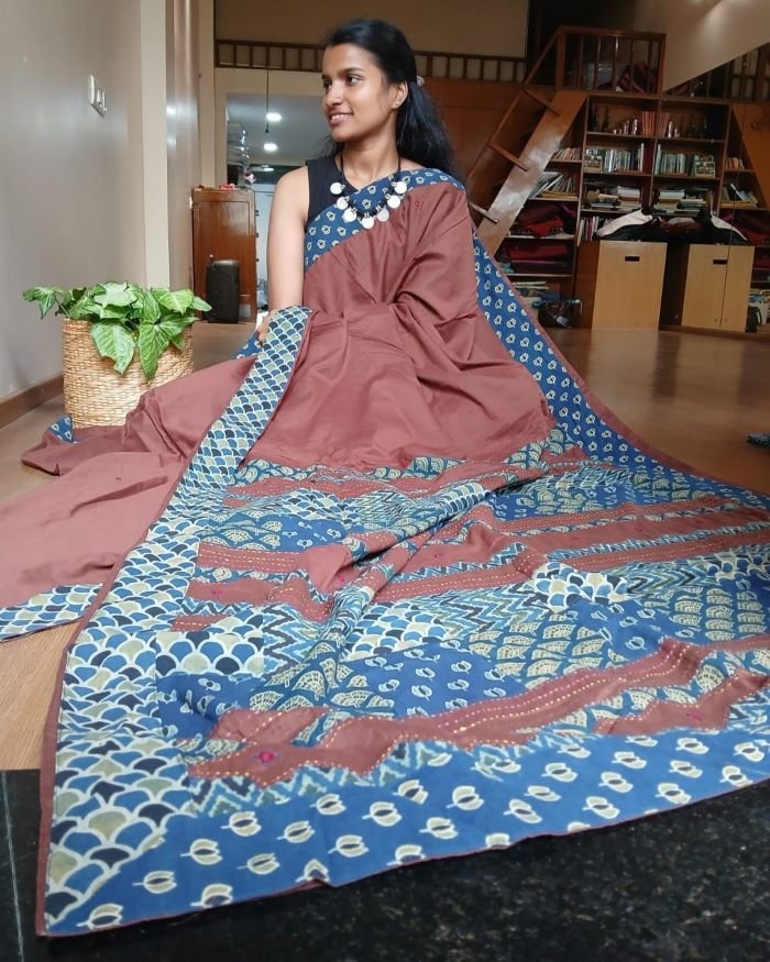 Ajrakh Applique Saree in Mul Cotton – (MCAS1010)